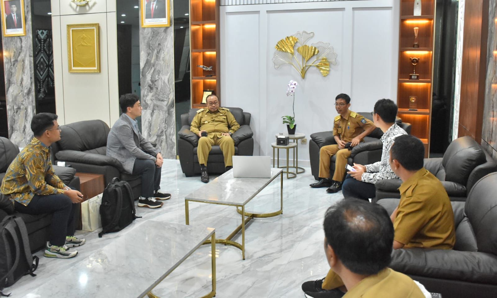 Pj. Gubernur NTB Dukung E-Mobility untuk Green Energy